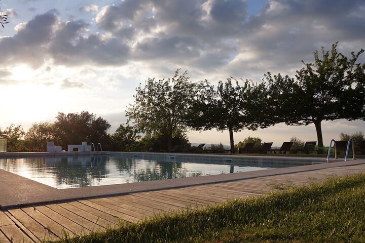Hotel Pool