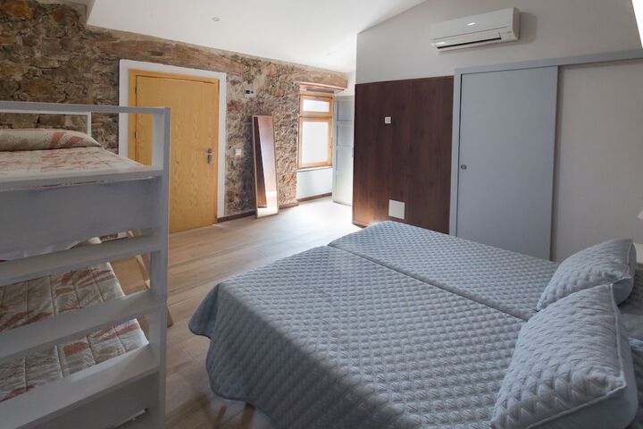 Room 9 of 52