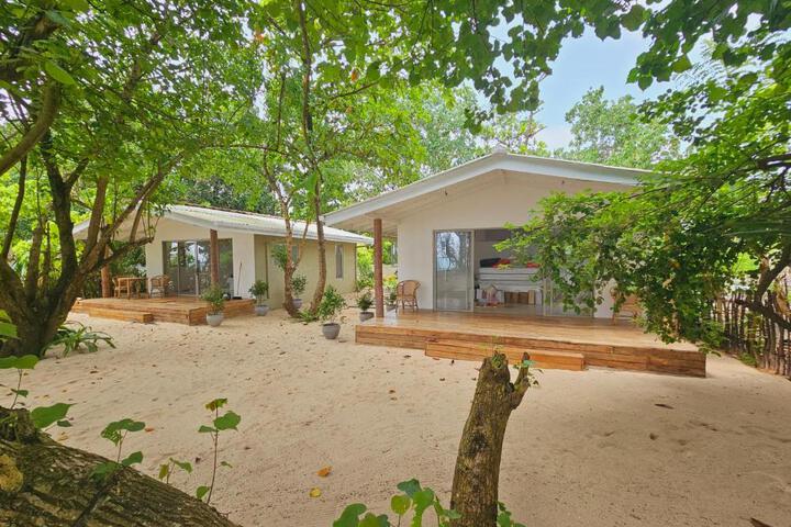 Palm Beach Kamburugamuwa