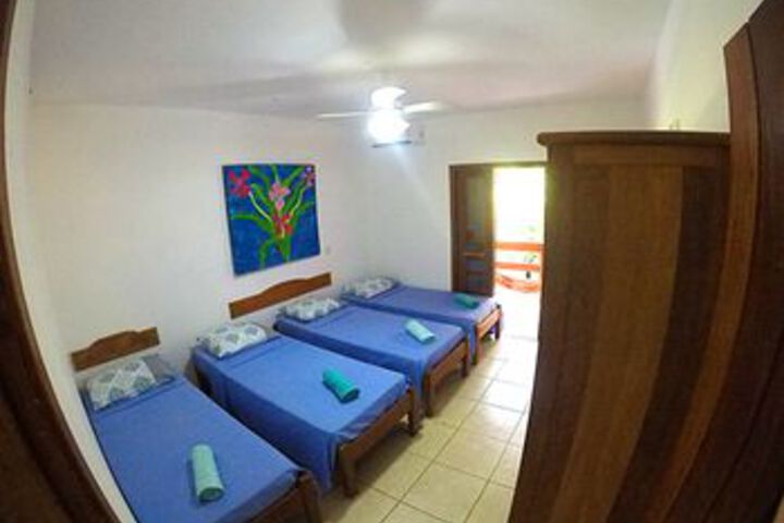 Room 34 of 46