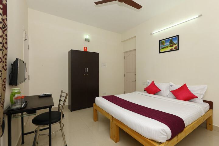 Room 8 of 25