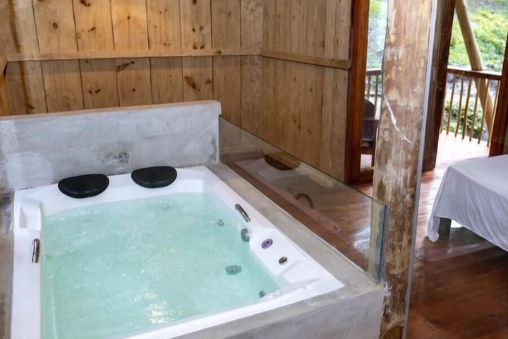 Spa 54 of 69