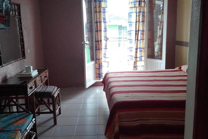 Room 25 of 52