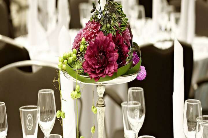 Ballroom/Hall 77 of 97