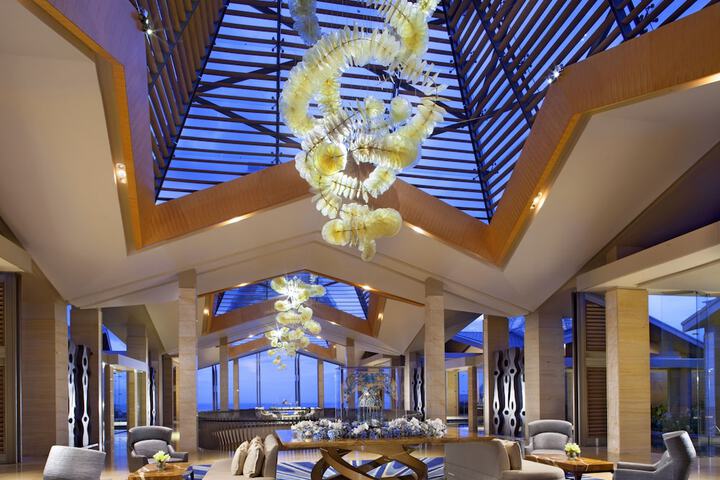 Guest Lobby