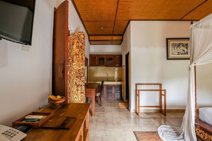 Room 54 of 193
