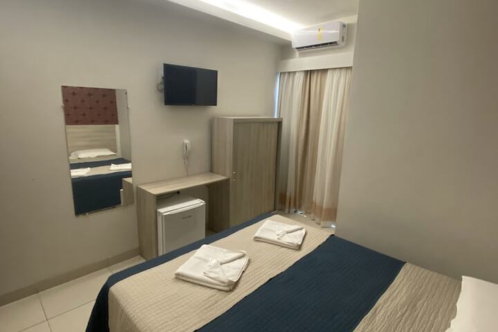 Room 19 of 38