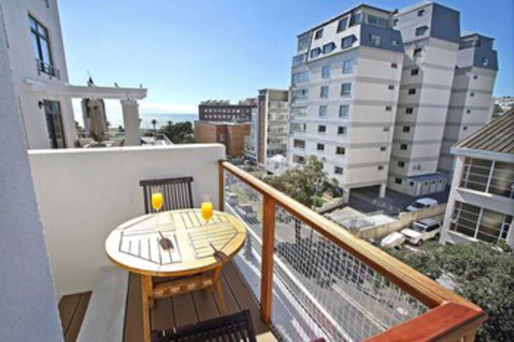 Terrace/Patio 10 of 11
