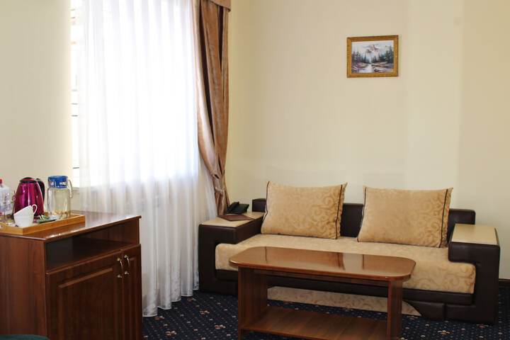 Room 15 of 39