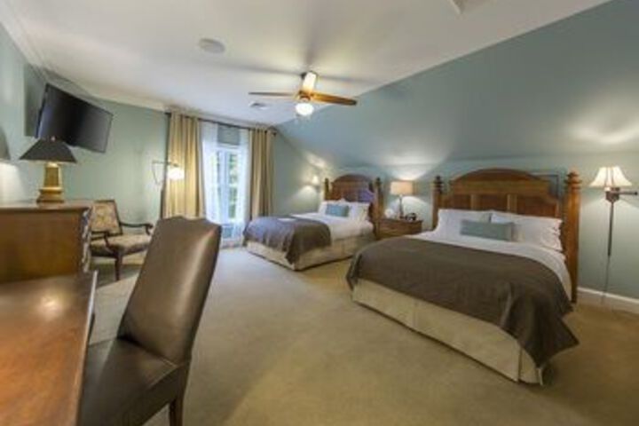Room 32 of 81