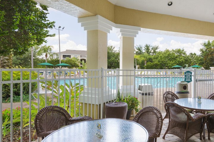 Terrace/Patio 28 of 28