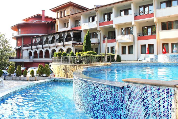 Exterior of Park Hotel Troyan