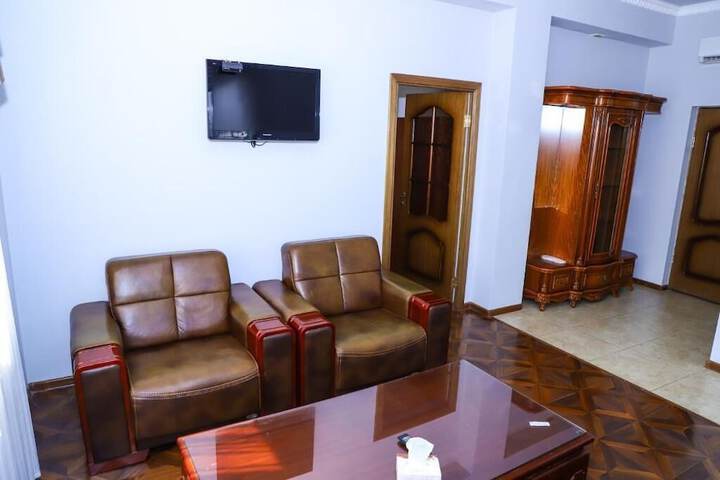 Room 40 of 123