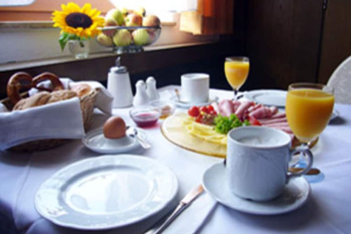 Breakfast/Coffee Service 53 of 68