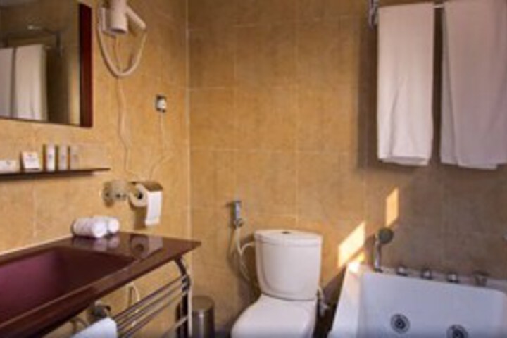 Room 14 of 47