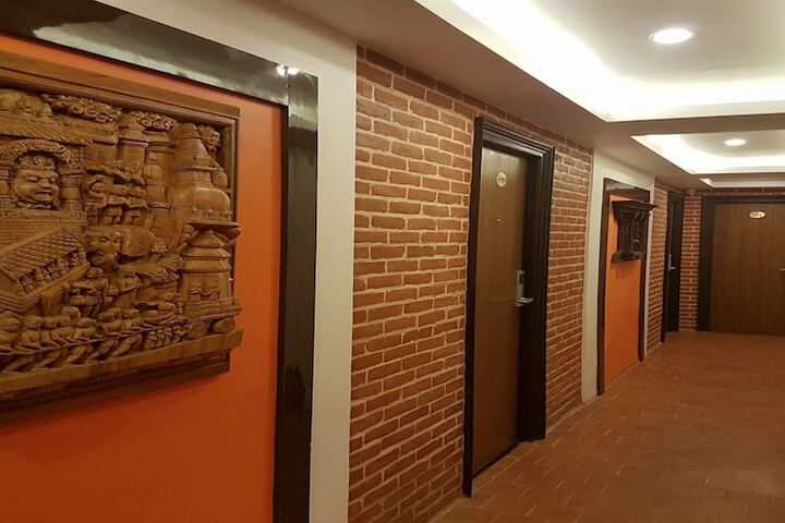 Hotel 12 of 12