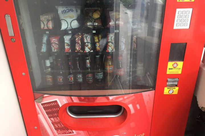 Vending machine