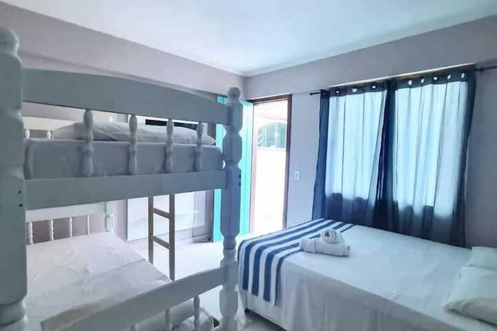 Room 76 of 159
