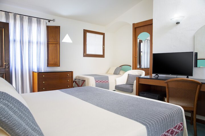 Room 8 of 36