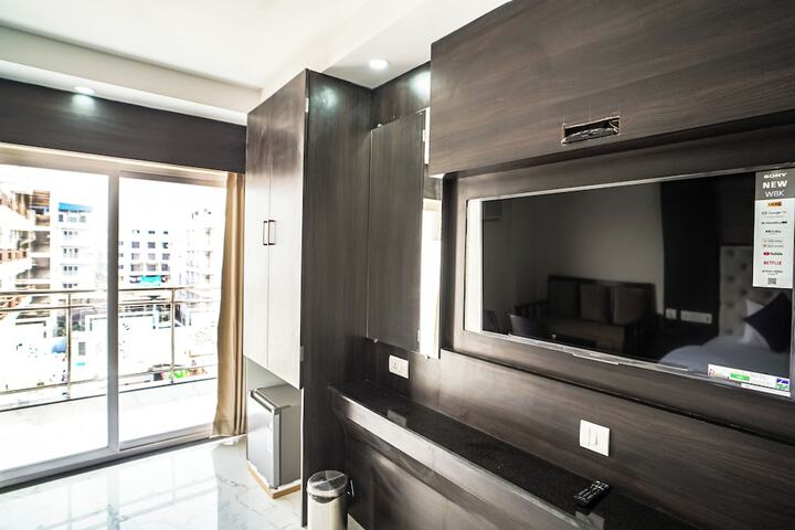 Room 30 of 63