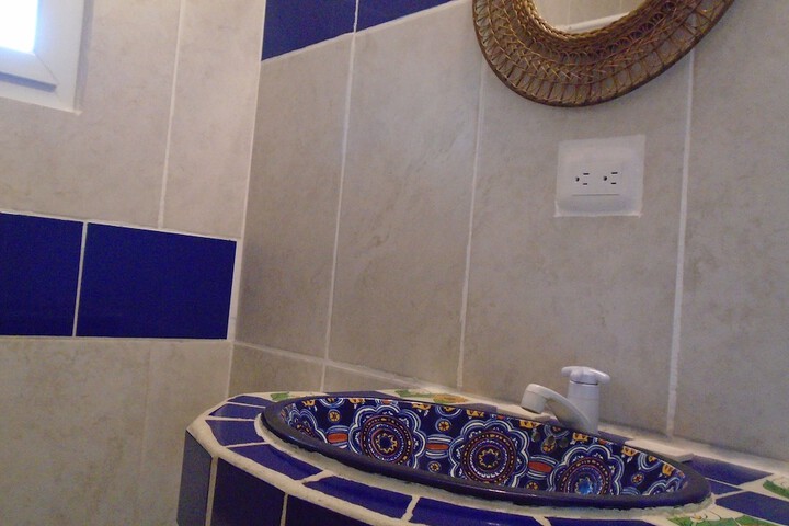 Room 4 of 228