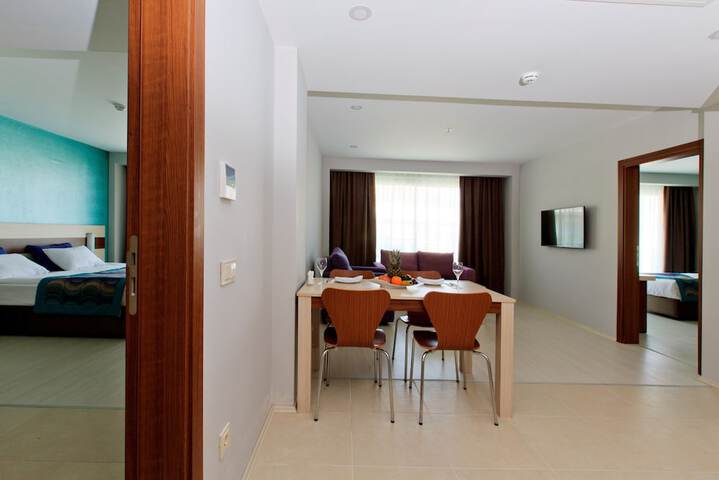 Room 13 of 67