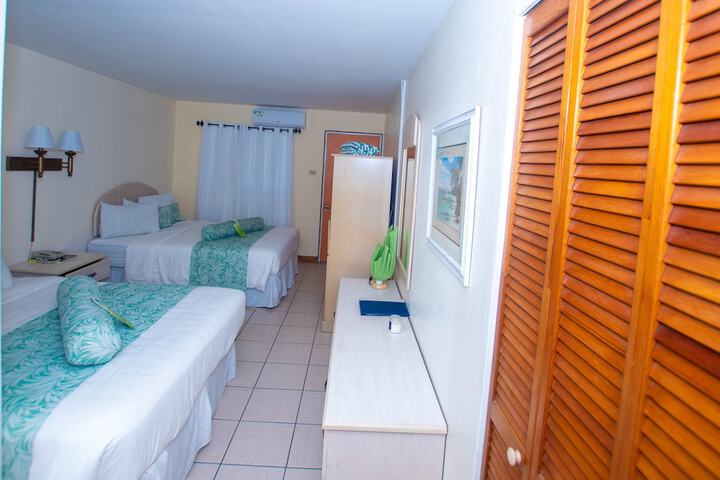 Room 3 of 58