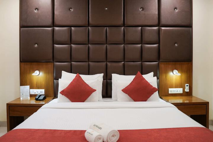 Room 34 of 114