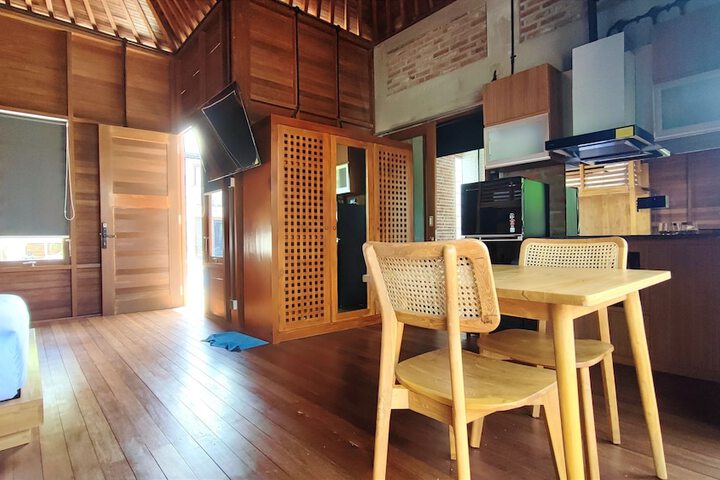 Room 7 of 31