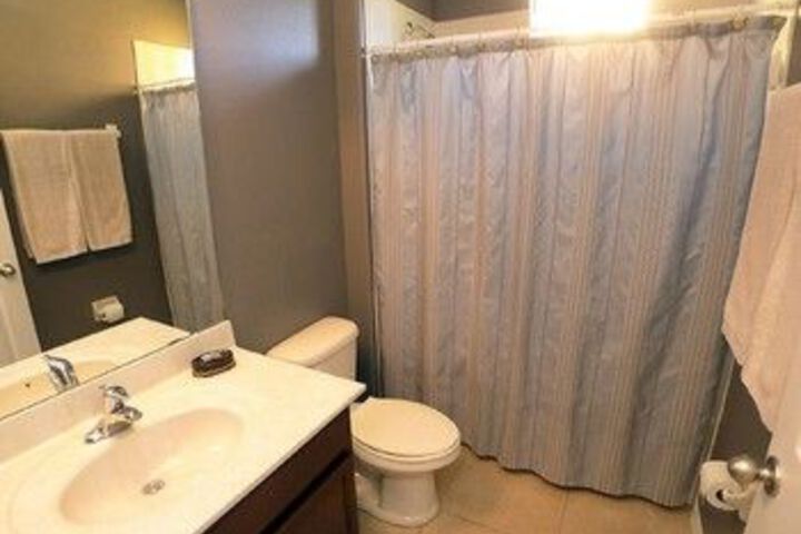 Room 4 of 35
