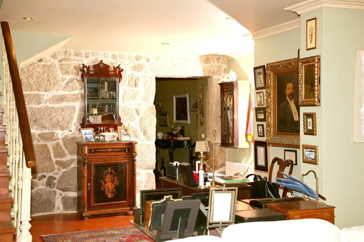 House With 5 Bedrooms in Pontevedra With Enclosed Garden