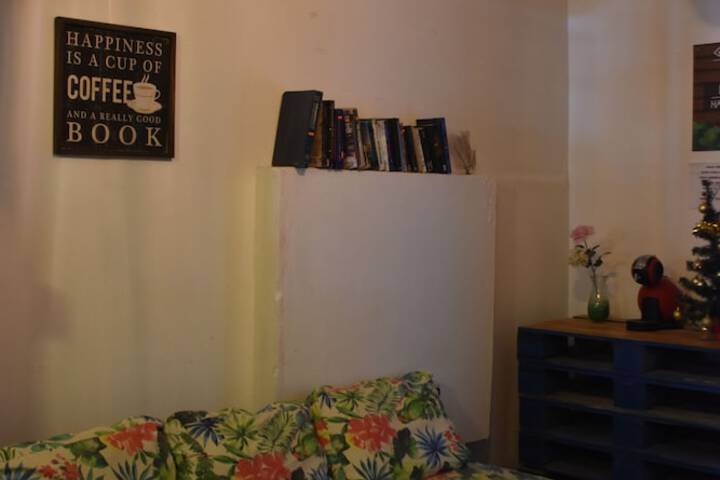 Room 15 of 34