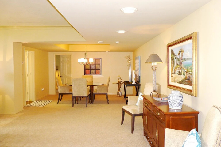 Room 3 of 17