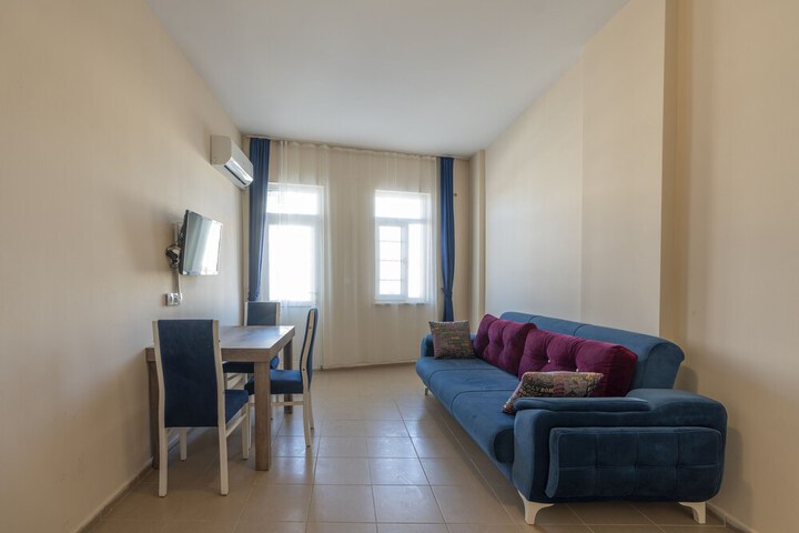 Room 9 of 44