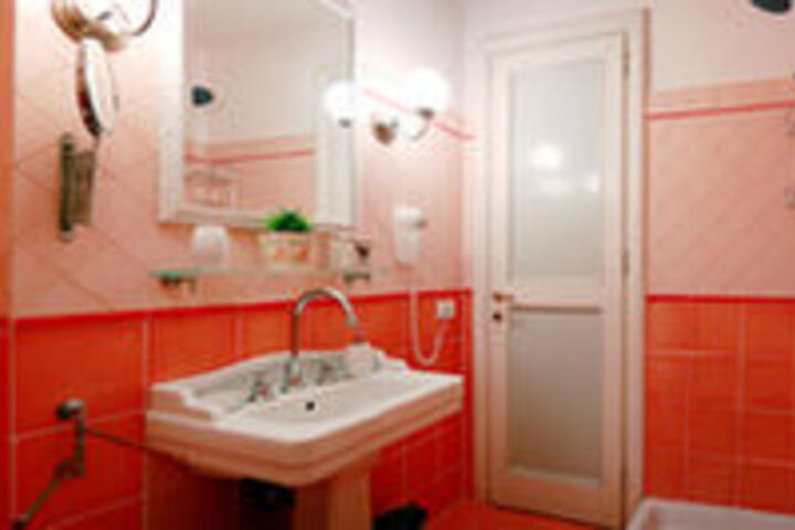 Room 2 of 14