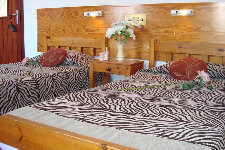 Room 3 of 16