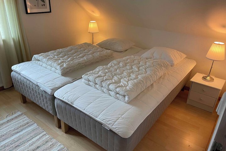 Room 51 of 189