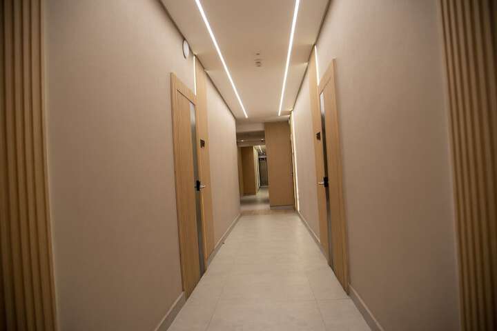 Ballroom/Hall 48 of 54