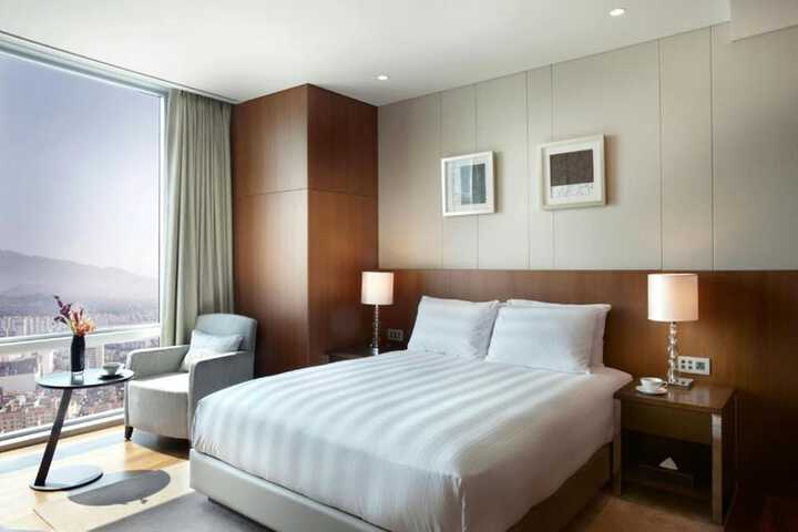 Room 12 of 54