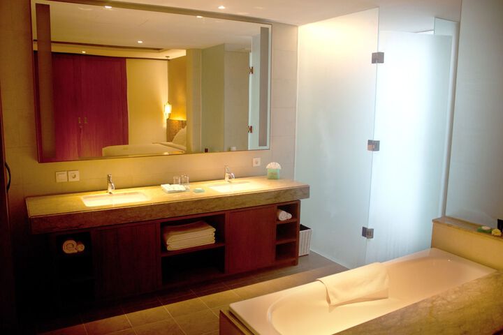 Room 17 of 41