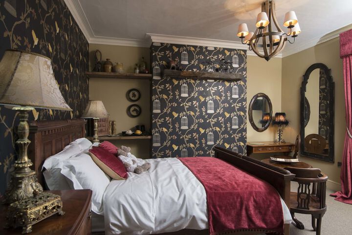 Room 16 of 57