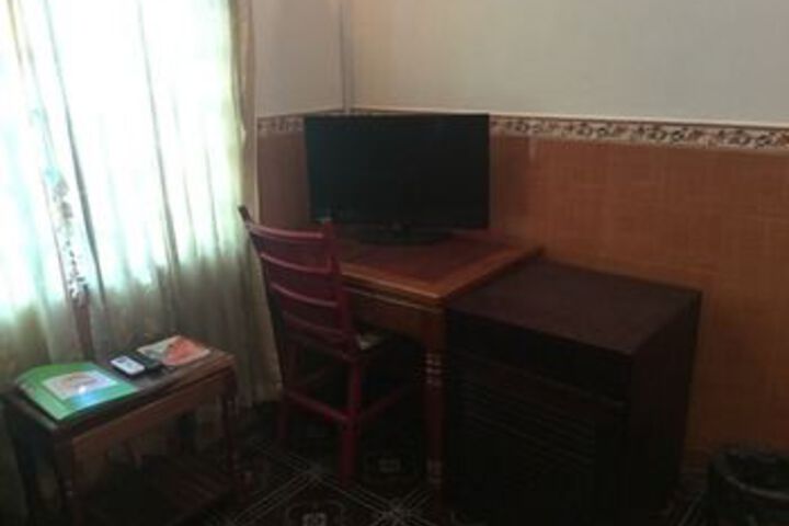 Room 32 of 71