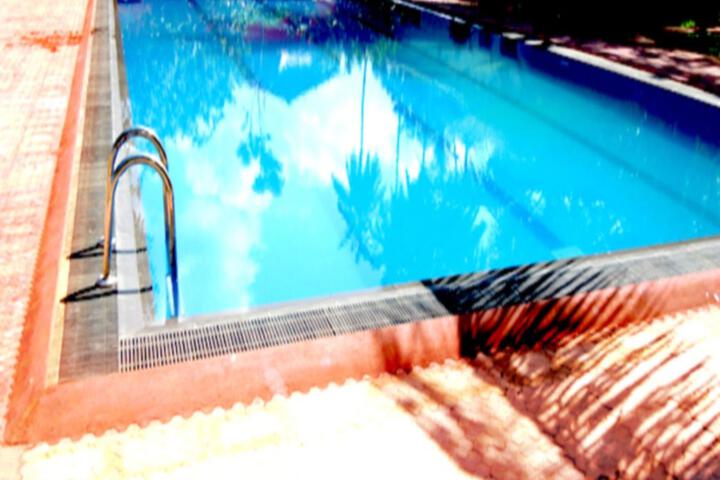 Pool 5 of 5