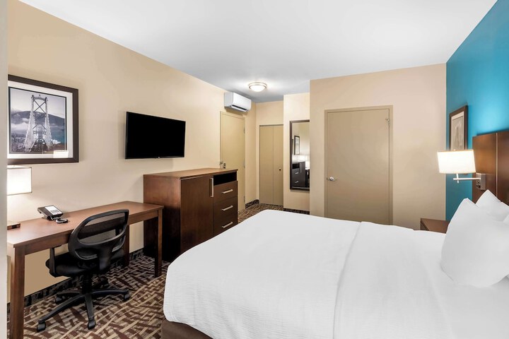 Room 22 of 41