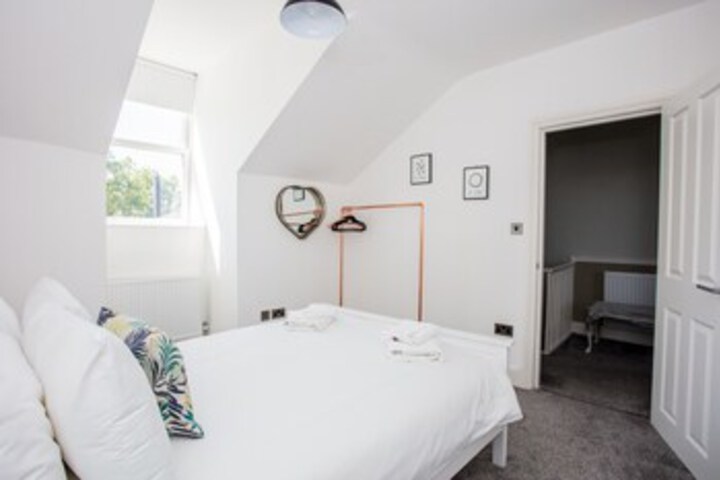Room 19 of 25
