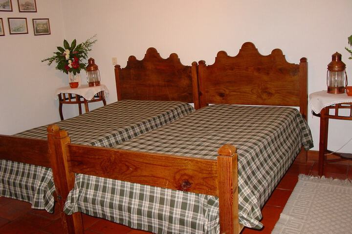 Room 6 of 38