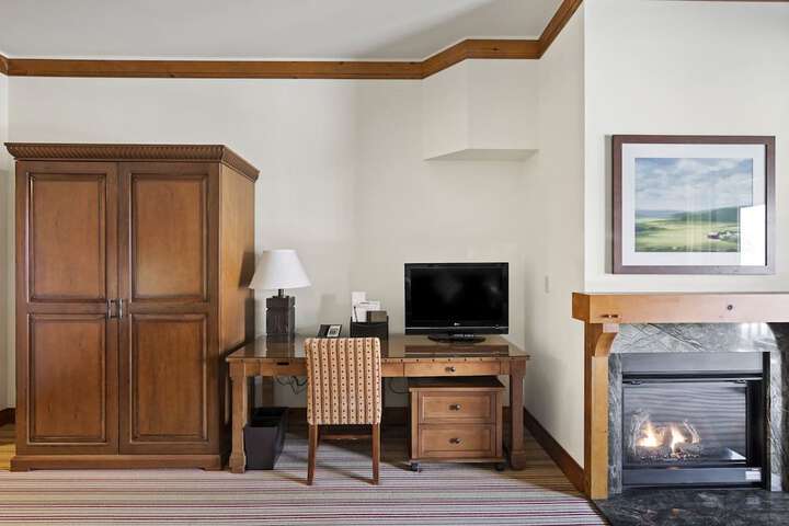 Room 3 of 25