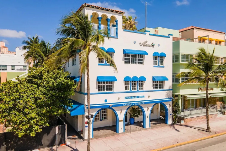 ROAMI AT OCEAN DRIVE