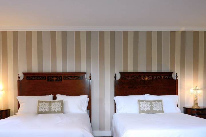Room 6 of 47