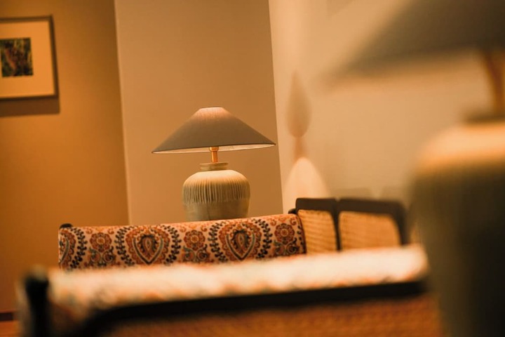 Room 33 of 90
